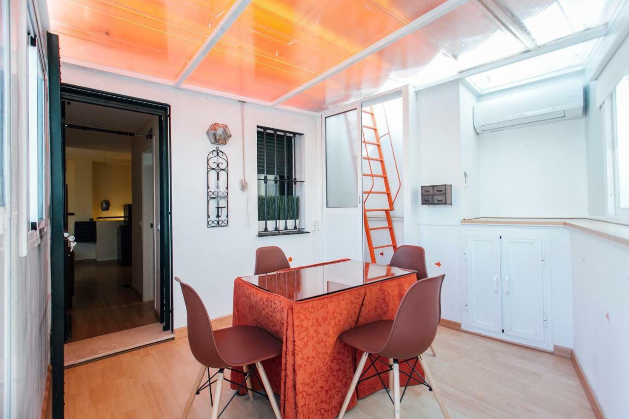 Bright Duplex W/ Terrace Διαμέρισμα Σεβίλλη Εξωτερικό φωτογραφία