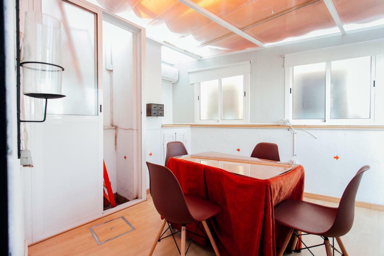 Bright Duplex W/ Terrace Διαμέρισμα Σεβίλλη Εξωτερικό φωτογραφία
