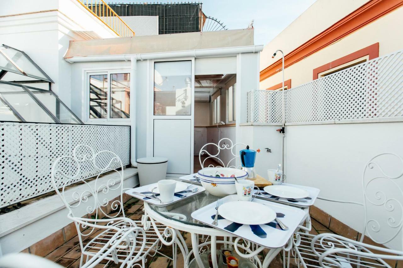 Bright Duplex W/ Terrace Διαμέρισμα Σεβίλλη Εξωτερικό φωτογραφία