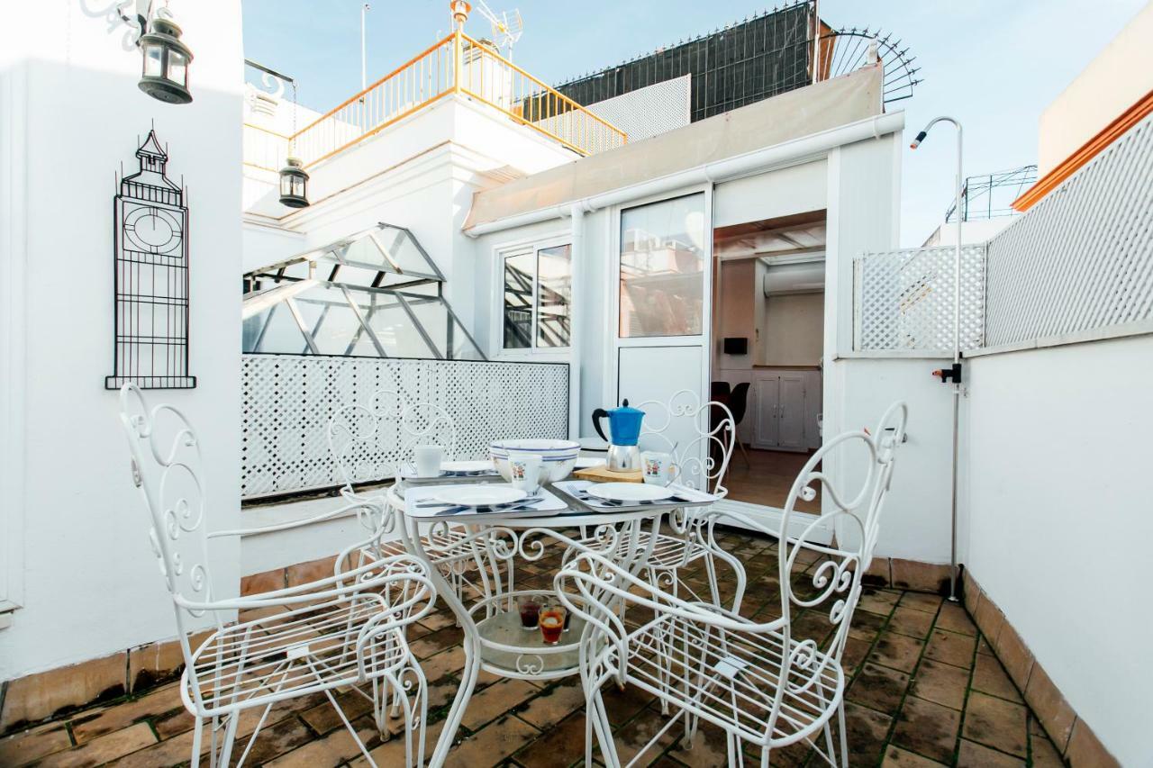 Bright Duplex W/ Terrace Διαμέρισμα Σεβίλλη Εξωτερικό φωτογραφία